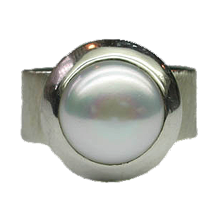 Pearl Ring